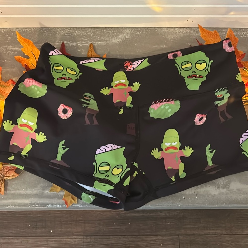 Feed me fight me zombie shorties!